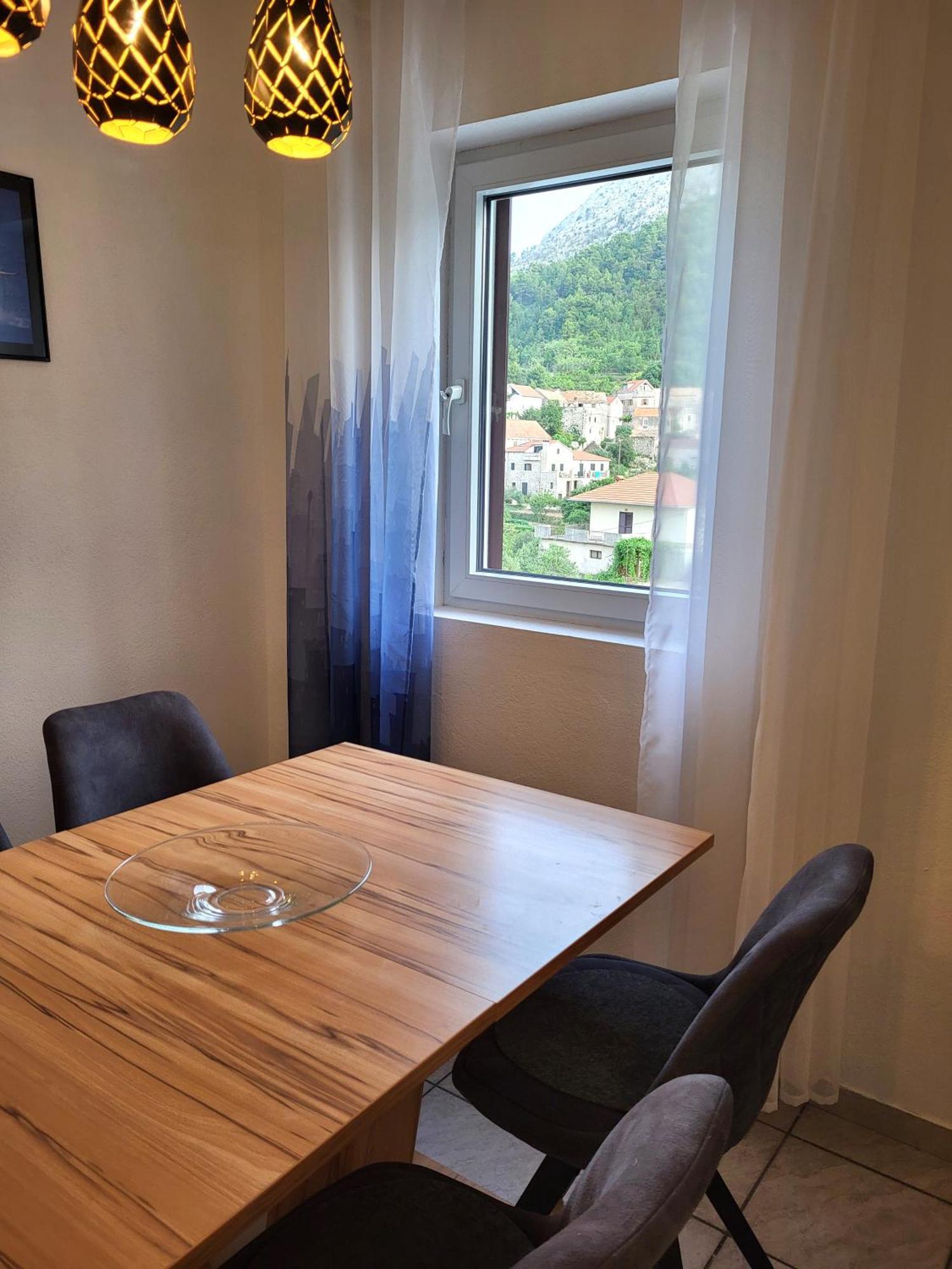 Apartments Pitve Jelsa  Exterior photo