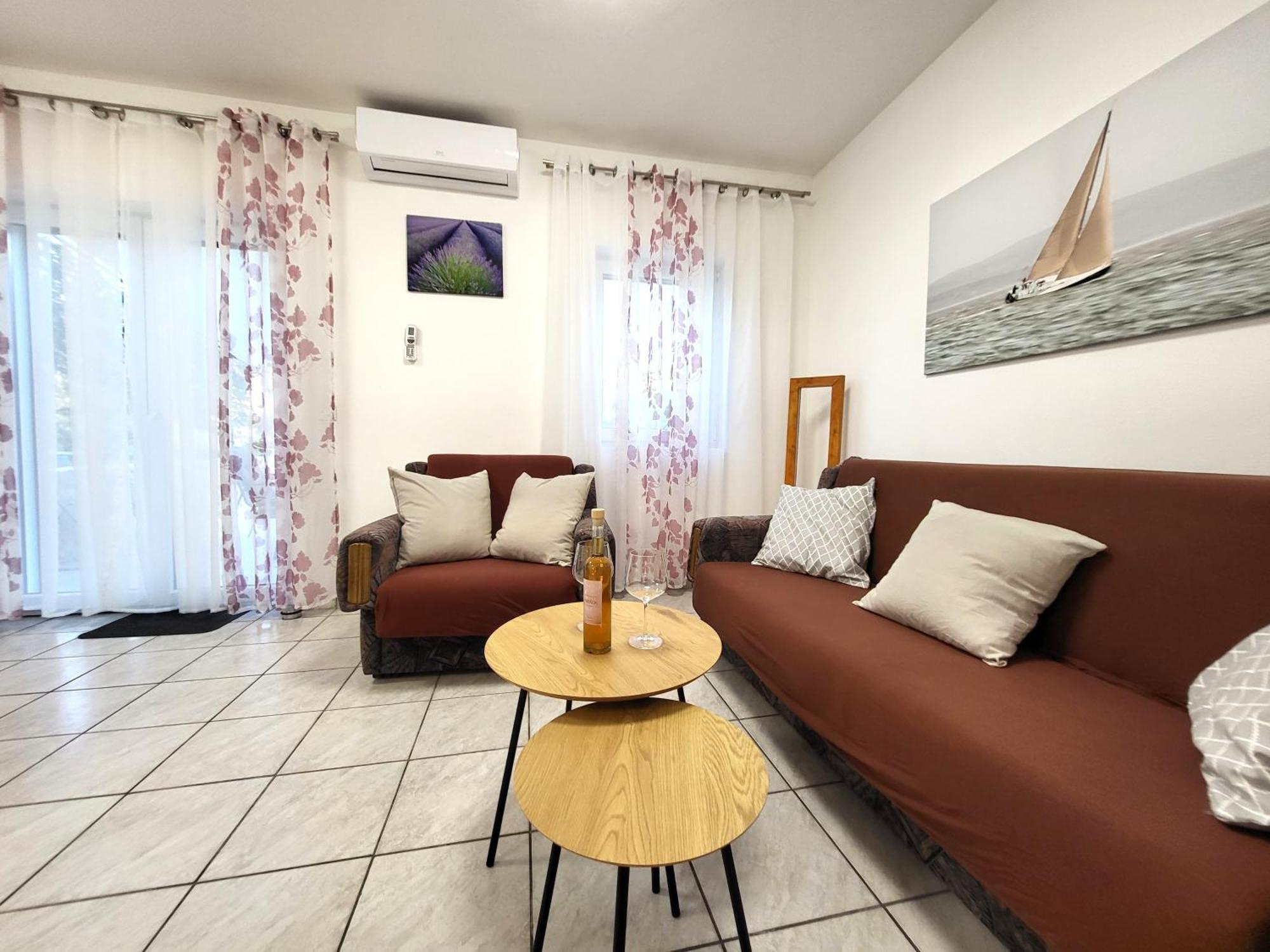 Apartments Pitve Jelsa  Exterior photo