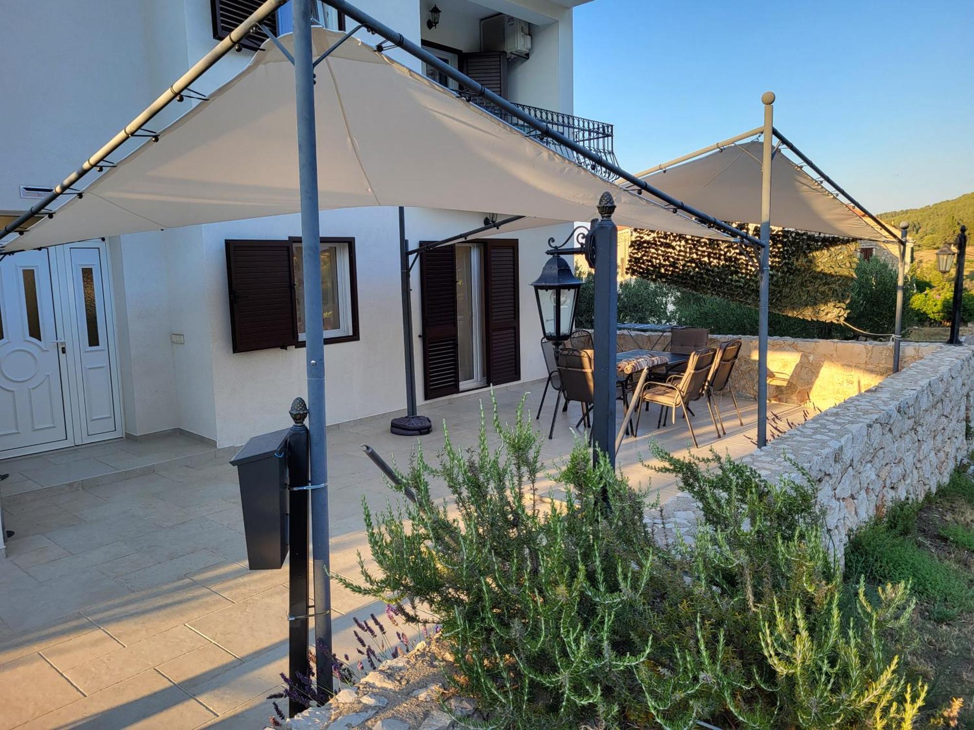 Apartments Pitve Jelsa  Exterior photo